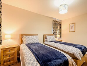 Travel cot, free WiFi, bed sheets - 2 Bed in Bonnybridge (oc-90602) (Bonnybridge)