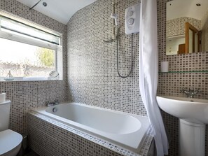 Bathroom - 3 Bed in Sheringham (oc-90701) (Sheringham)