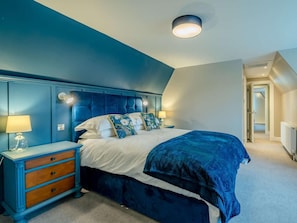 Room - 4 Bed in Crieff (oc-90801) (Crieff)