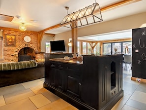 Interior - 6 Bed in King's Lynn (oc-90964) (Clenchwarton)