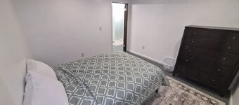 Cozy 1-bedroom studio in Walpole close to commuter rail & hospitals