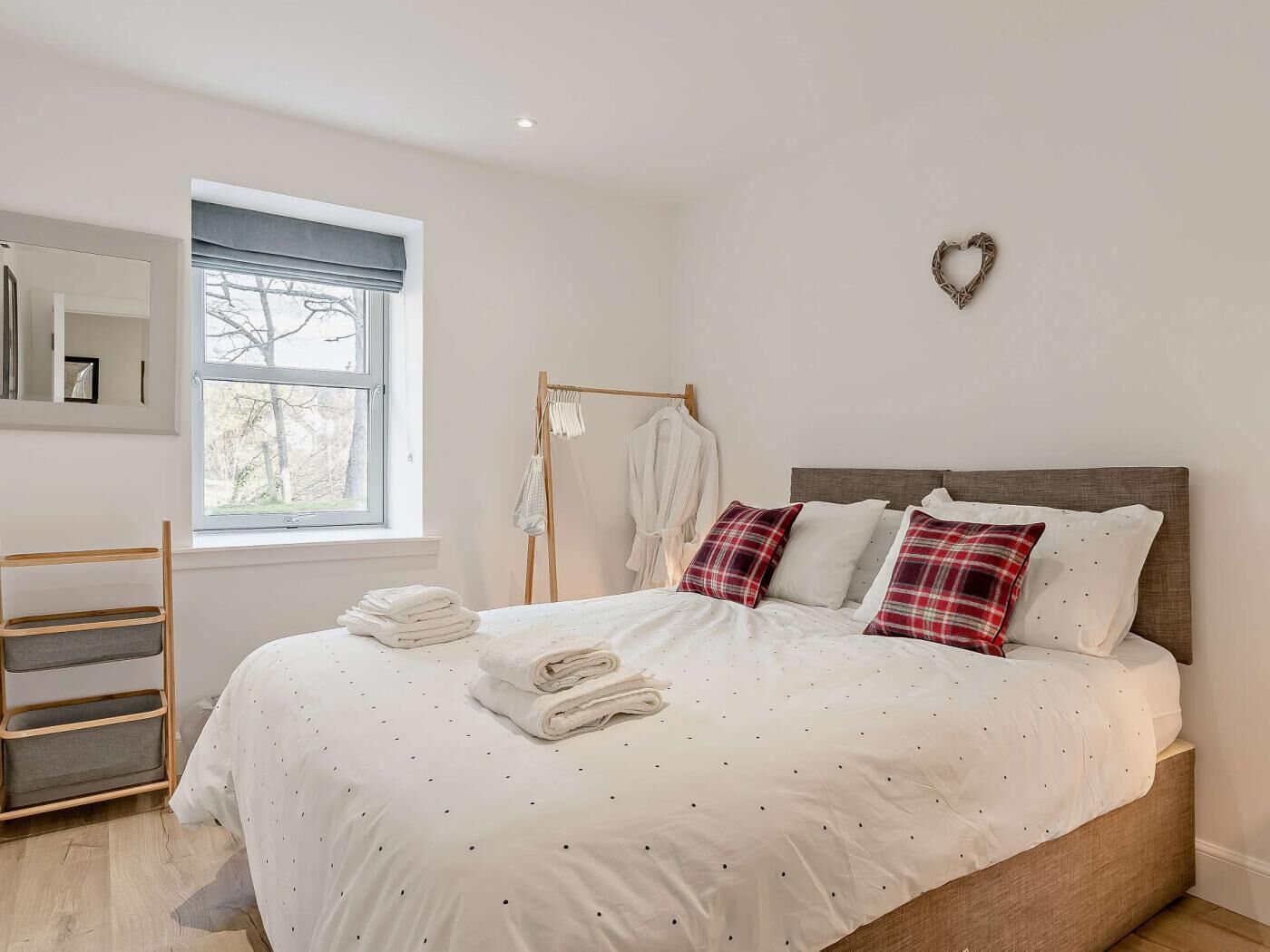 3 Bed In Crieff (Oc-90794) - Comrie