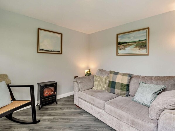 Living area - 3 Bed in Morpeth (oc-91148) (Rothbury)