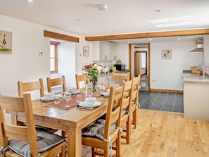 Dining - 3 Bed in Bala (oc-91365) (Bala)