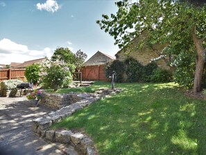 Property grounds - 3 Bed in Richmond (oc-90578) (Catterick)
