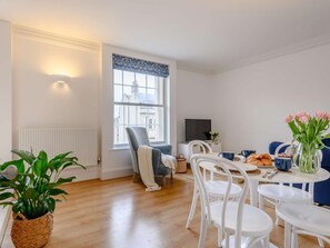 Dining - 2 Bed in Bath (oc-91066) (Bath)