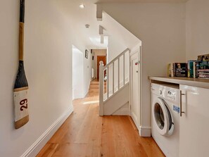 Interior - 2 Bed in Tenby (oc-91092) (Tenby)