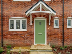 Exterior detail - 3 Bed in West Lulworth (oc-91198) (West Lulworth)