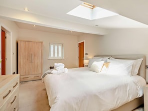 3 bedrooms, travel crib, WiFi (free), bed sheets - 3 Bed in Harrogate (oc-91269) (Summerbridge)