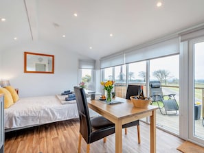 Dining - 1 Bed in Dalry (oc-91418) (Dalry)