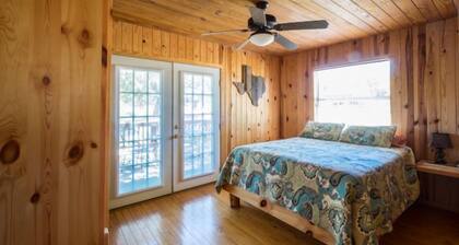 Riverfront Cabins and Vacation Homes