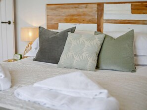 Room - 2 Bed in Torpoint (oc-91328) (Freathy)