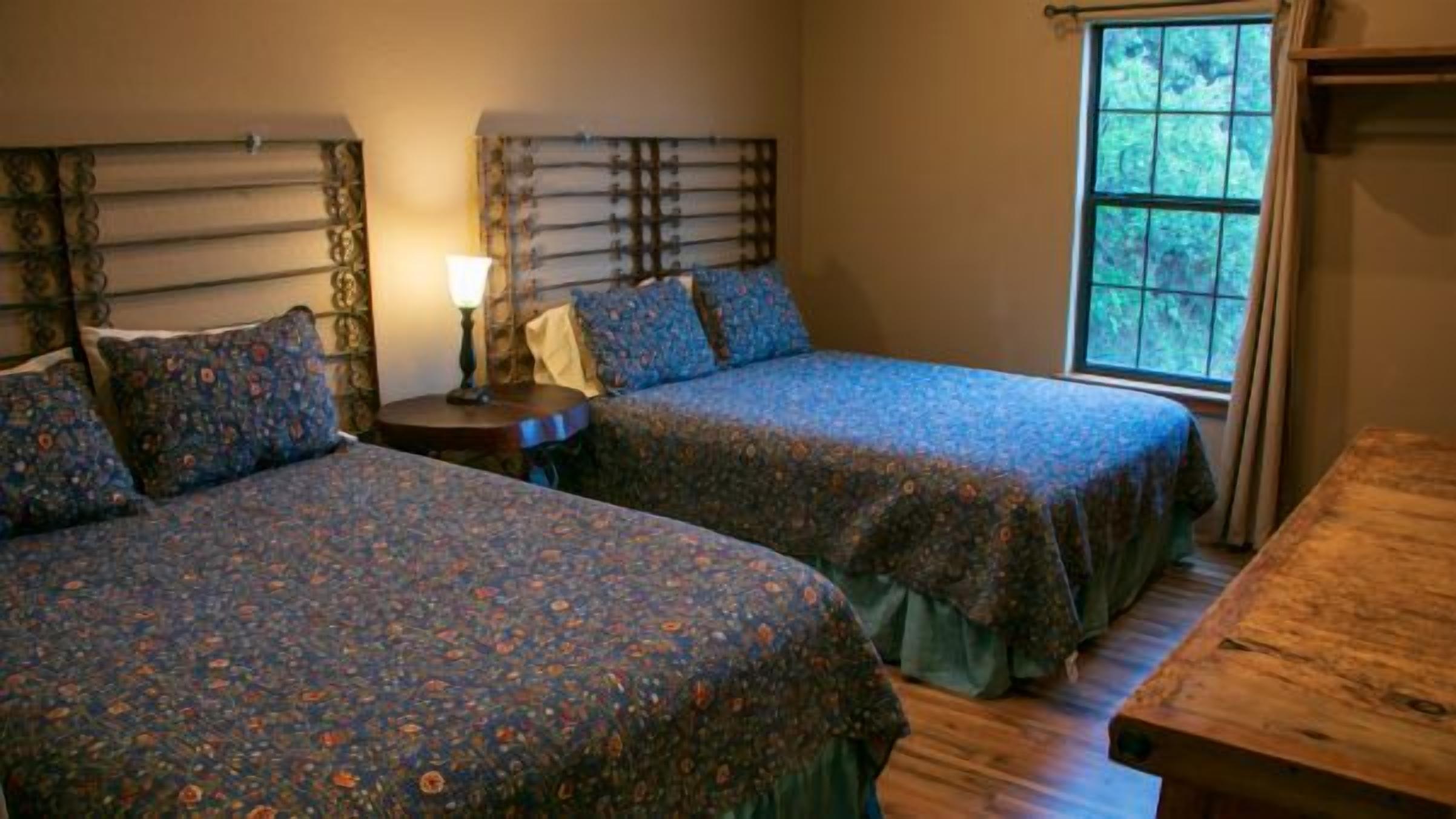 Riverfront Cabins  And  Vacation Homes - Leakey, TX