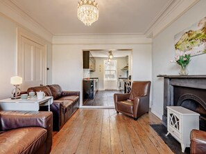 TV, fireplace - 6 Bed in Dolgellau (oc-91711) (Dolgellau)