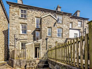 Exterior - 6 Bed in Dolgellau (oc-91711) (Dolgellau)