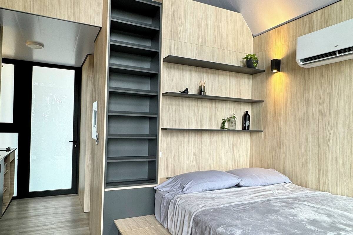 Memory-foam beds, desk, laptop workspace, free WiFi