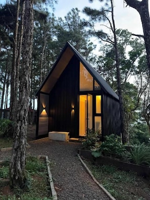 Chalet, Balcony, Mountain View | Exterior - Tiny Cabin (Panamá)
