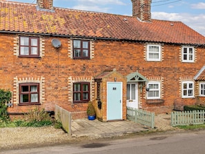 Exterior - 2 Bed in King's Lynn (oc-91534) (Weasenham)
