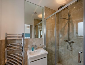 Towels - 2 Bed in Bideford (oc-91748) (Northam)
