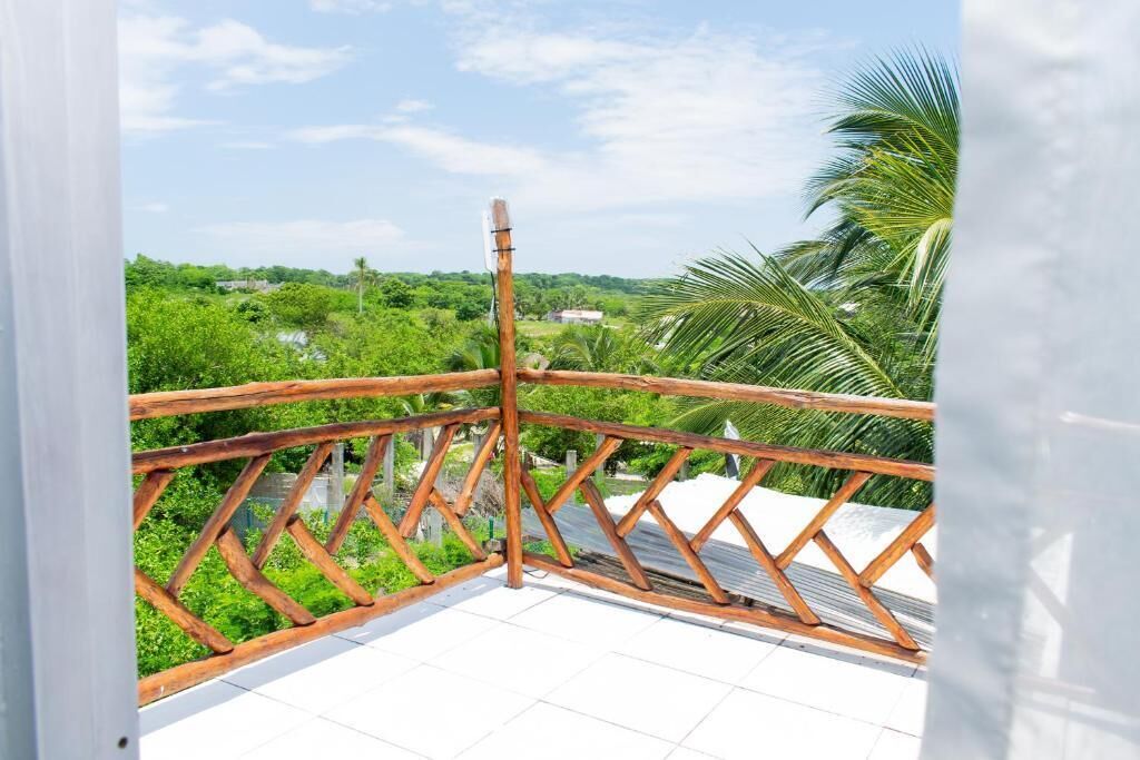 Familiestudio-suite - balkon - byudsigt | Overnatningsstedets område