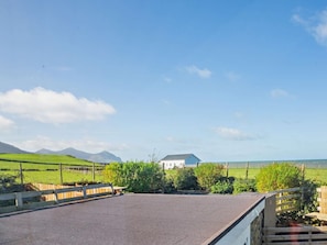 Property grounds - 2 Bed in Caernarfon (oc-92082) (Aberdesach)