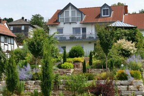 Esterni