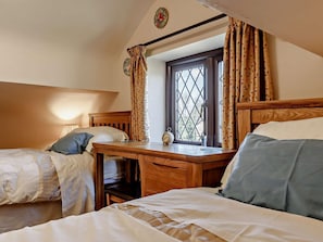 Iron/ironing board, free WiFi, bed sheets - 1 Bed in Macclesfield (oc-91899) (Rushton Spencer)