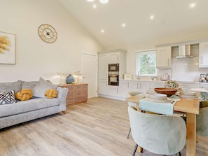 TV - 2 Bed in Swansea (oc-91726) (Upper Killay)