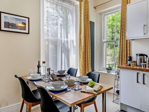 Dining - 2 Bed in Buxton (oc-91990) (Buxton)