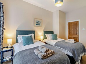 Travel cot, free WiFi, bed sheets - 2 Bed in Buxton (oc-91990) (Buxton)