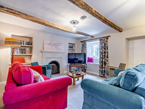 TV, fireplace - 4 Bed in Kirkby Stephen (oc-92250) (Crosby Garrett)