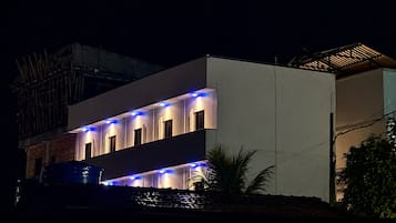 Ngoại thất