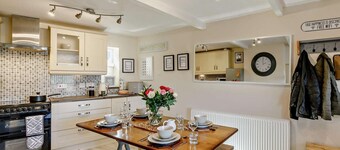 3 Bed in Holmfirth (oc-91797)