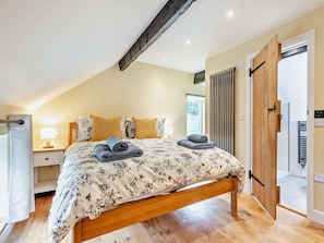 Iron/ironing board, travel cot, free WiFi, bed sheets - 3 Bed in Buxton (oc-92127) (Tunstead)