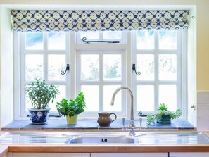 Interior - 3 Bed in Dorchester (oc-92343) (Higher Wraxall)