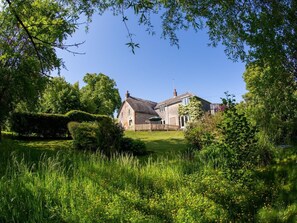 Exterior - 3 Bed in Dorchester (oc-92343) (Higher Wraxall)