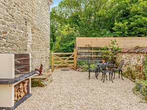 Outdoor dining - 1 Bed in Cullompton (oc-92104) (Kerswell)