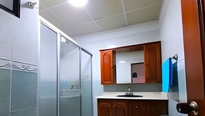 Apartamento básico | Banheiro