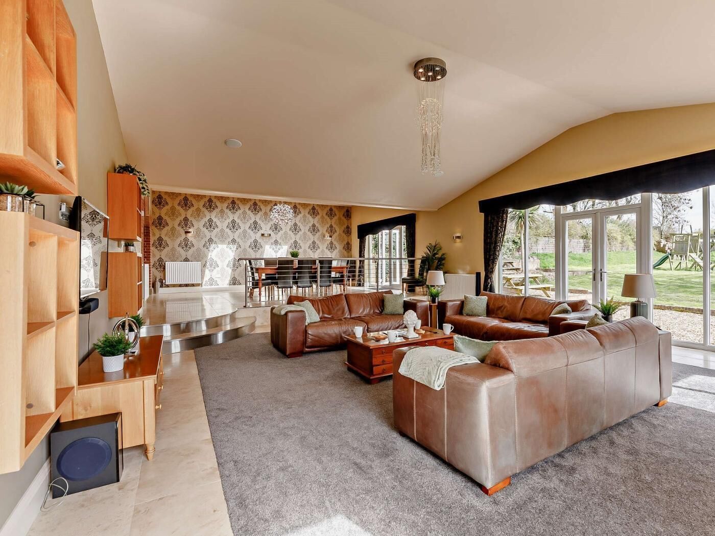 6 Bed In Morpeth (Oc-91805) - Morpeth