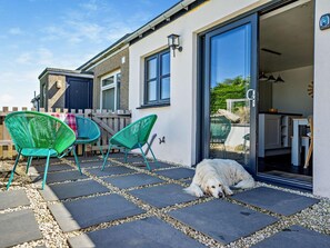 Outdoor dining - 2 Bed in Belford (oc-92196) (Easington)