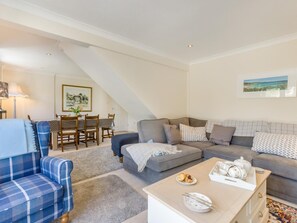 TV - 2 Bed in Bideford (oc-92154) (Instow)