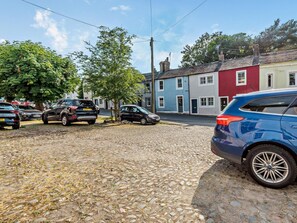 Property grounds - 4 Bed in Cockermouth (oc-92181) (Cockermouth)