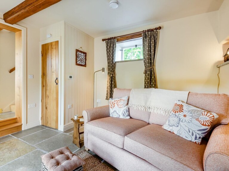 1 Bed In Leek (Oc-91864) - Leek
