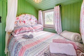 Room - 1 Bed in Launceston (oc-91964) (Tregadillett)
