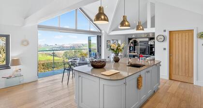 2 Bed in Torpoint (oc-92454)