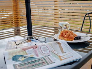 Breakfast meal - 2 Bed in Aberystwyth (oc-92468) (Pontarfynach)
