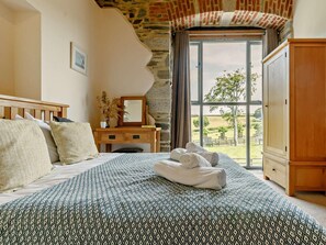 Room - 2 Bed in Launceston (oc-92552) (Saint Giles on the Heath)
