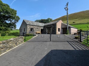 Exterior - 3 Bed in Wigton (oc-92500) (Uldale)