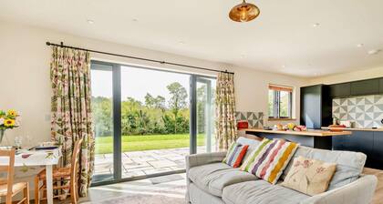 1 Bed in Haverfordwest (oc-92672)