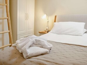 Room - 2 Bed in Looe (oc-92919) (Polperro)